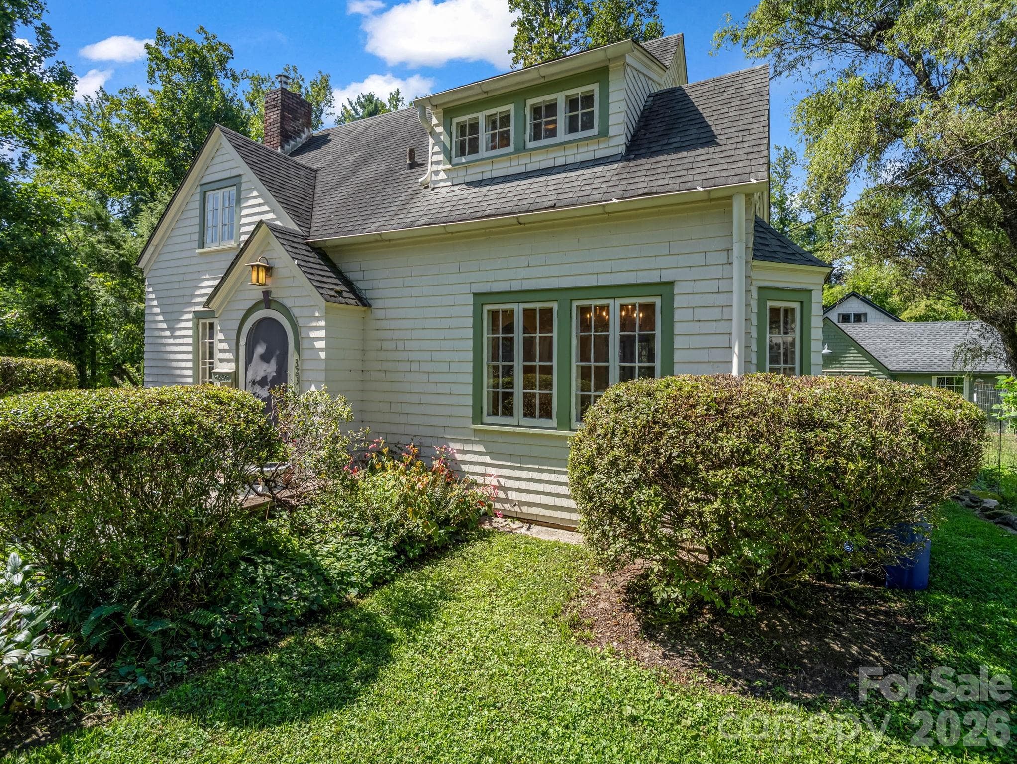 Historical charm of a home! - 323 Blythe Street, Hendersonville
