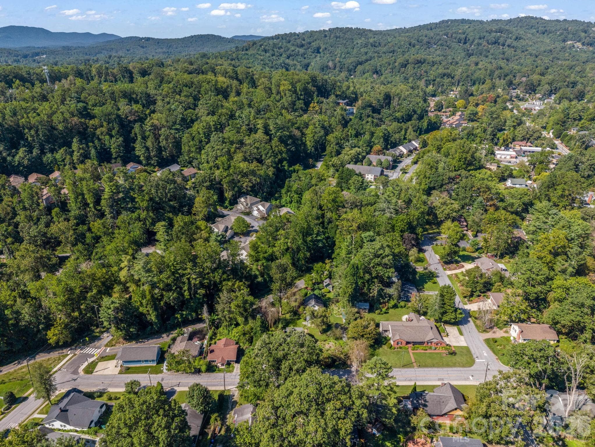 Aerial - 323 Blythe Street, Hendersonville