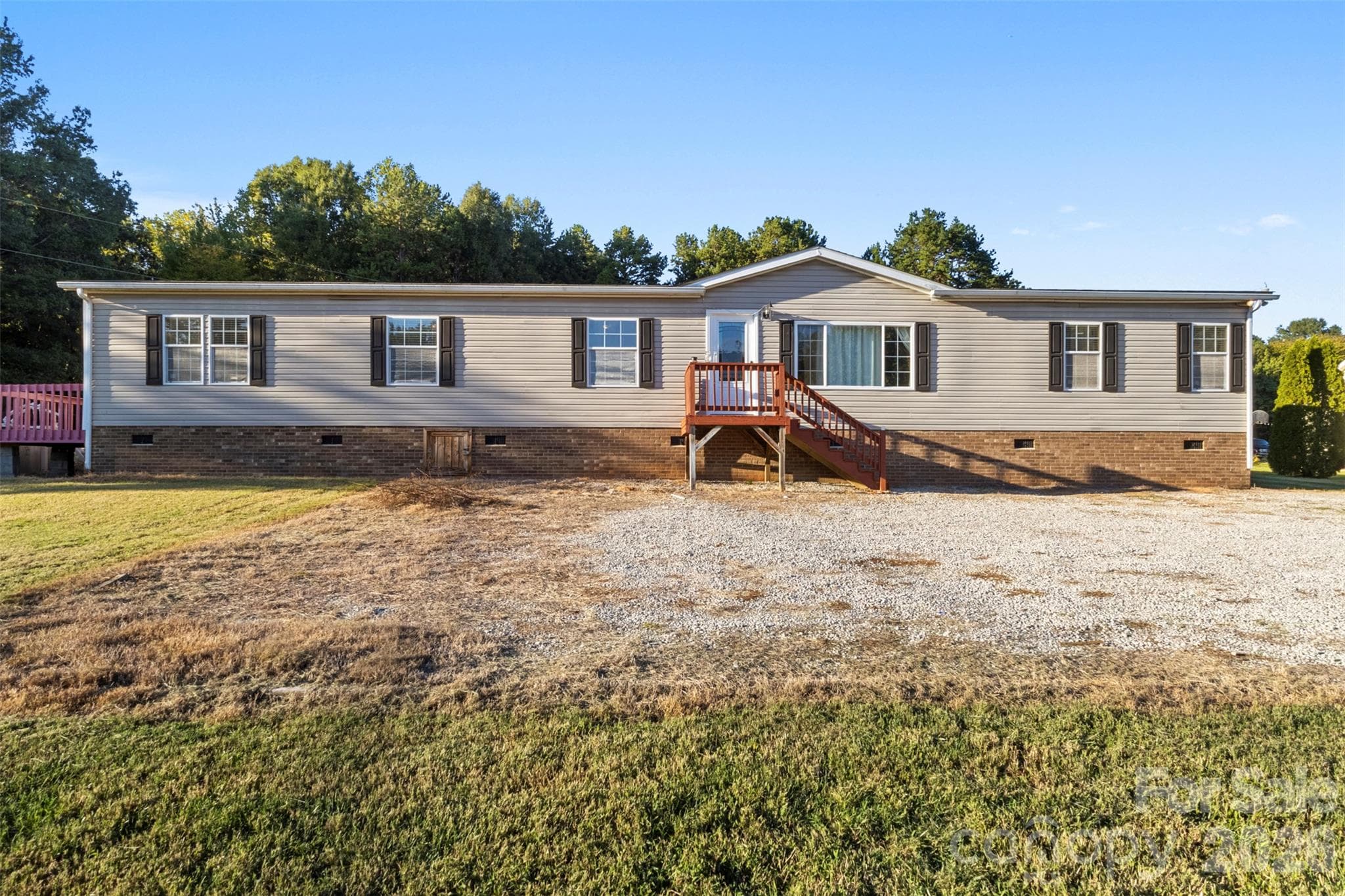 Single Family Residence at 4770 Enochville Road, Kannapolis, photo 2 of 33