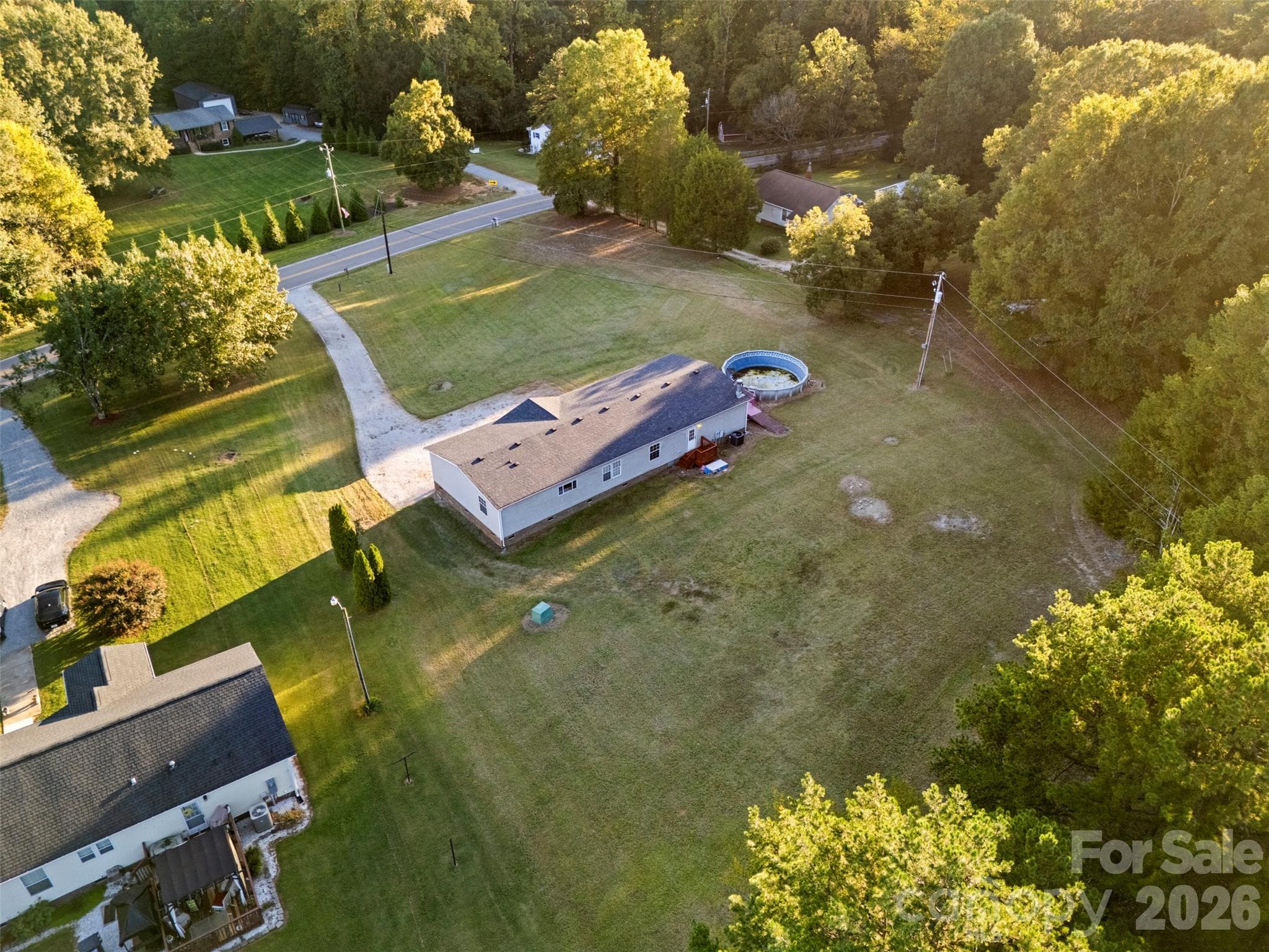 Single Family Residence at 4770 Enochville Road, Kannapolis, photo 3 of 33