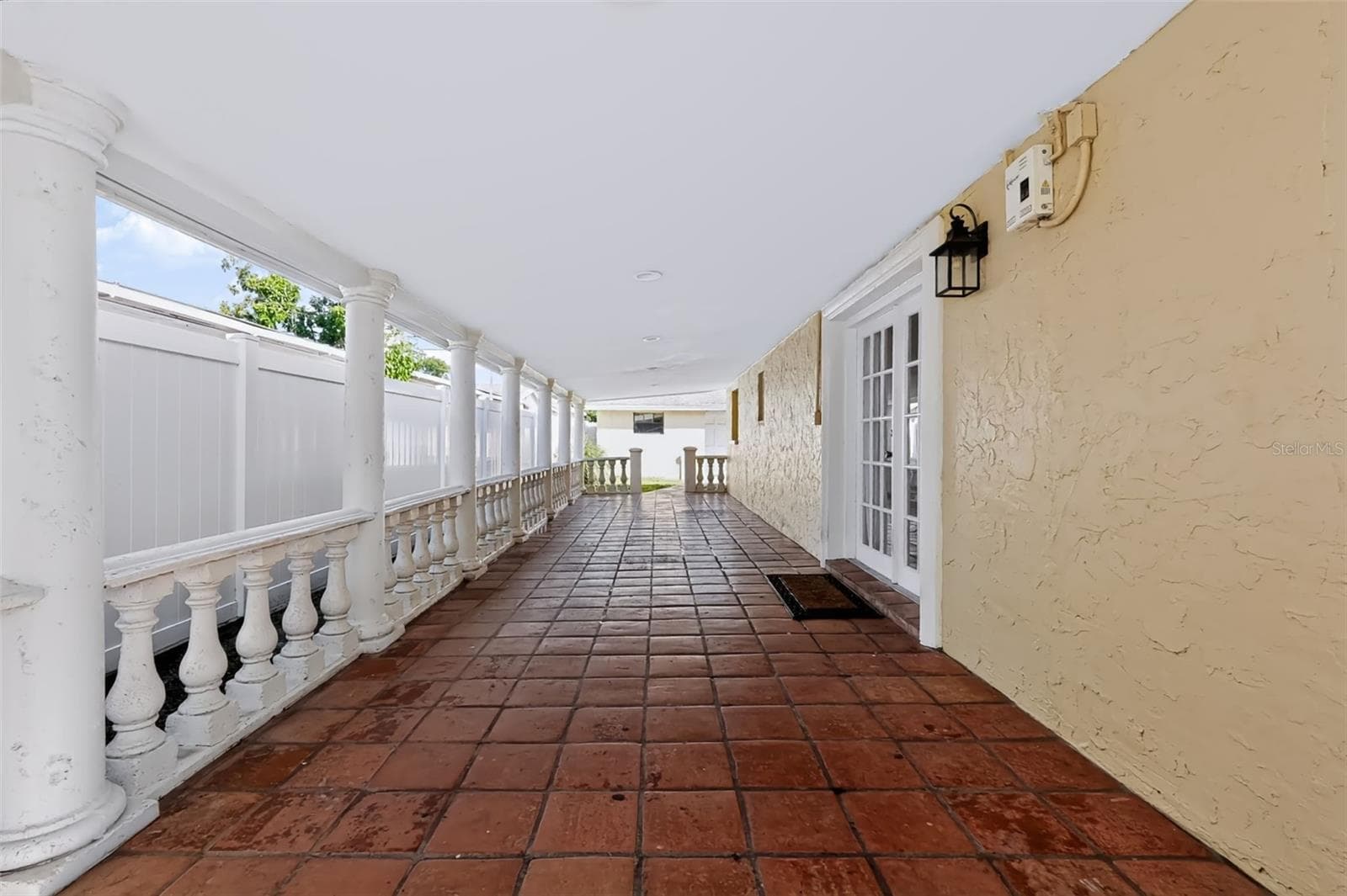 Single Family Residence at 4515 W NORTH ST, TAMPA, photo 6 of 17