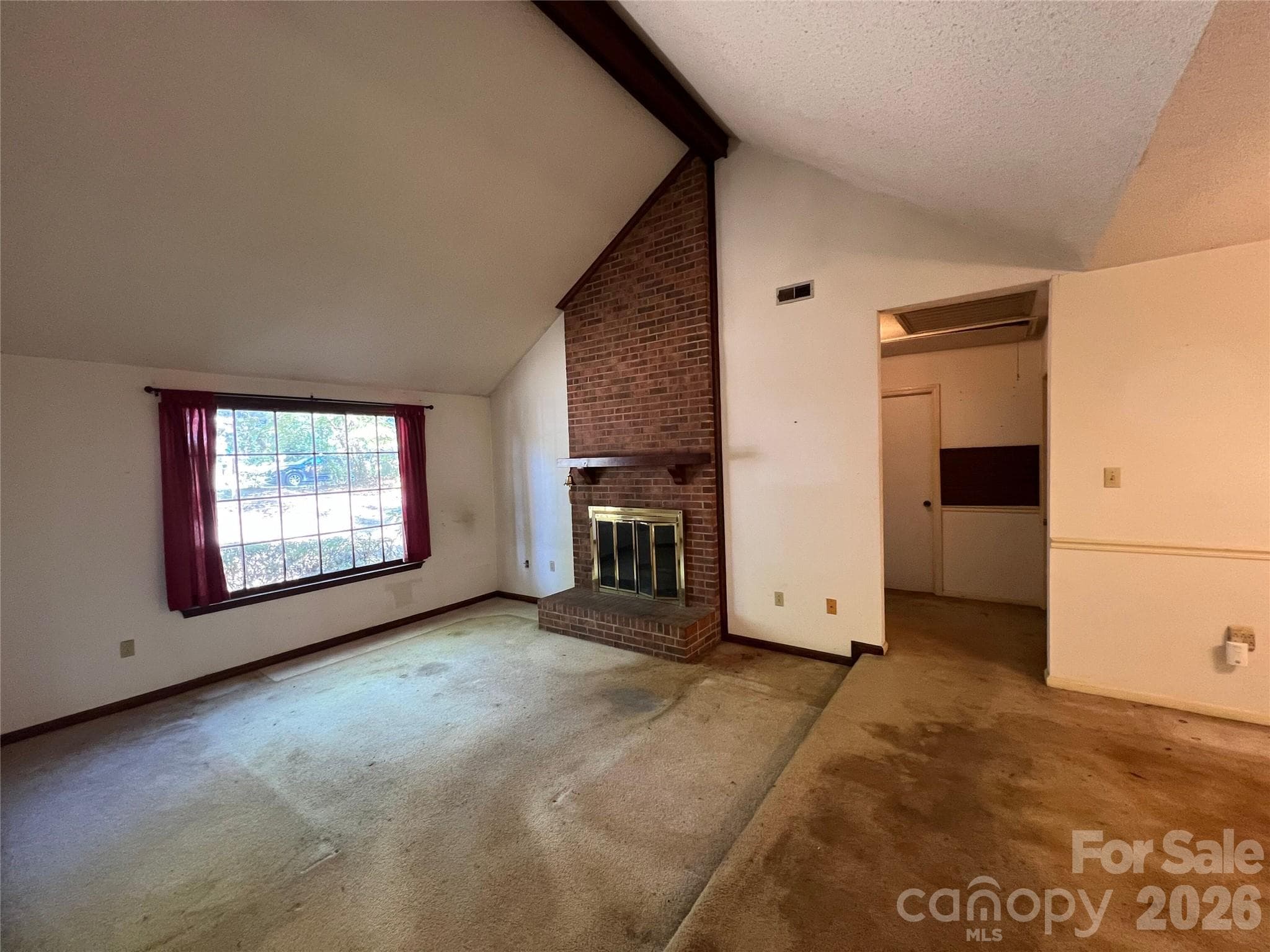 Single Family Residence at 7616 Grayling Court, Charlotte, photo 4 of 16
