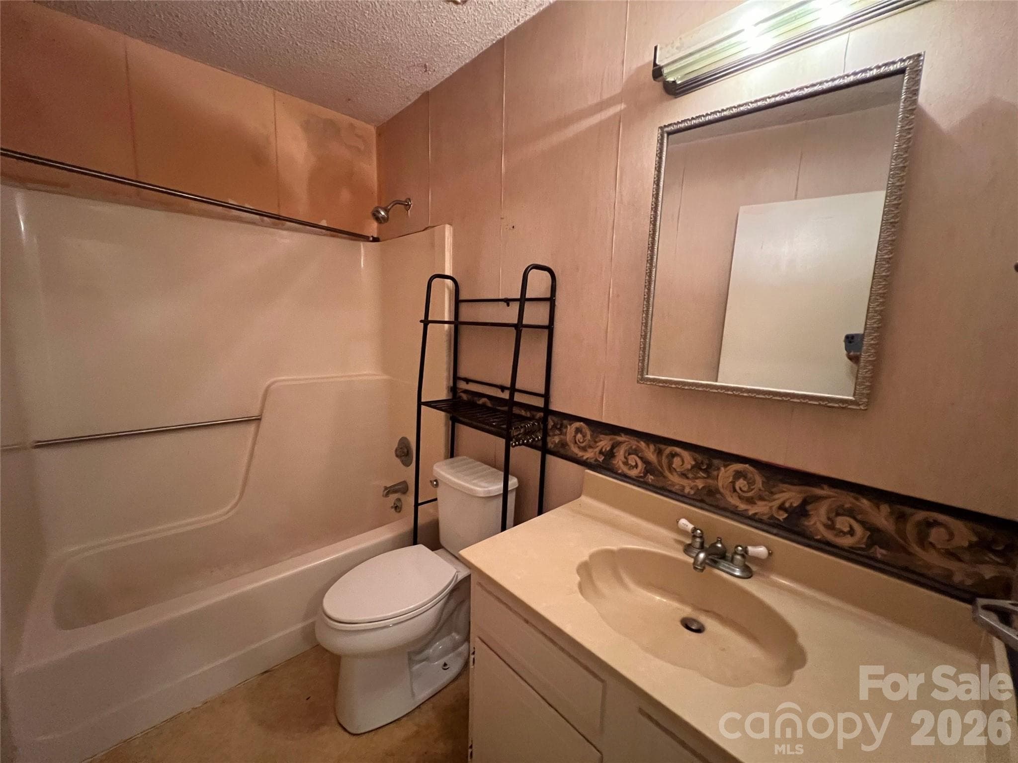 Single Family Residence at 7616 Grayling Court, Charlotte, photo 14 of 16