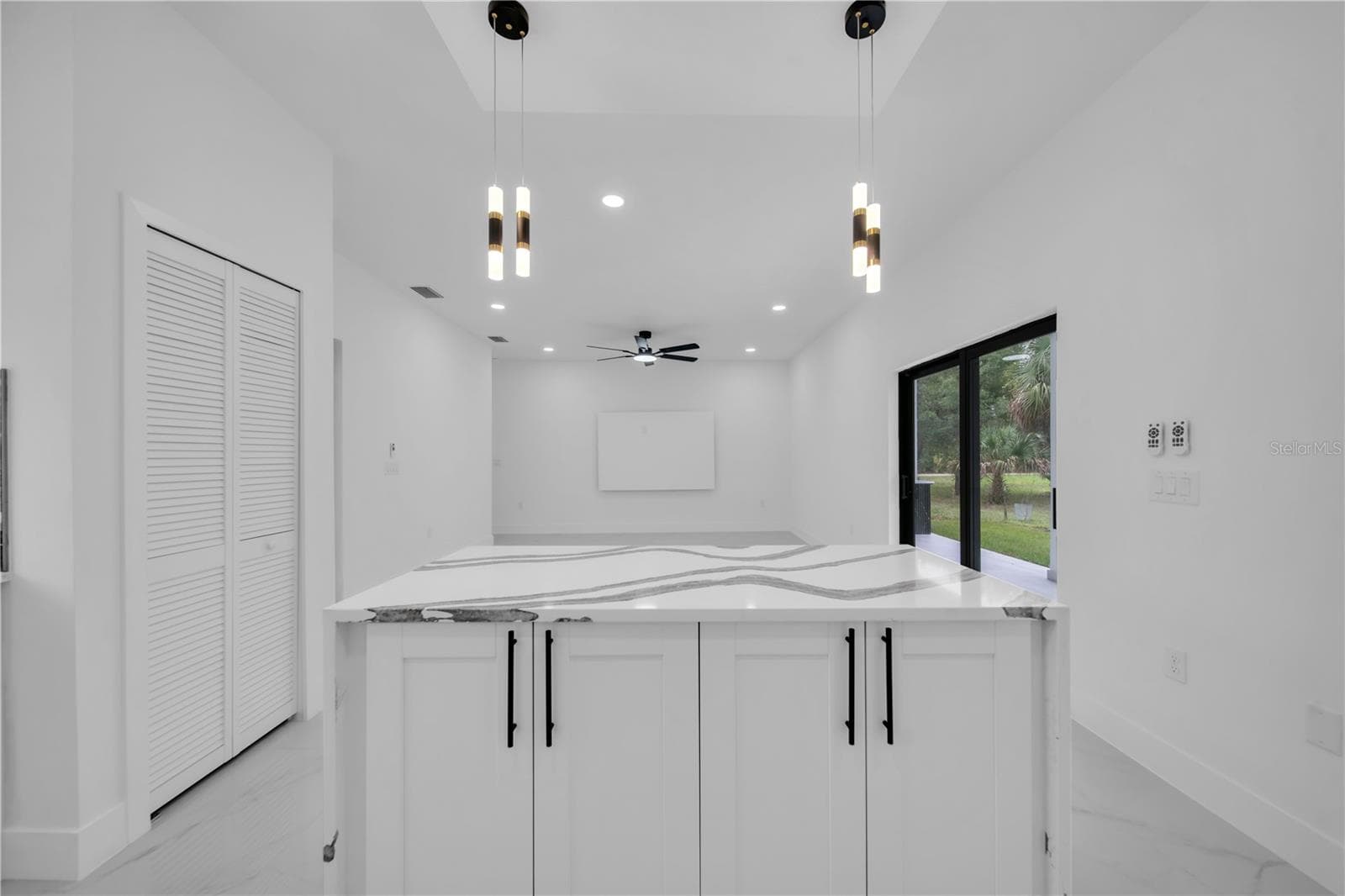 Single Family Residence at 3304 E 15TH ST, LEHIGH ACRES, photo 9 of 30