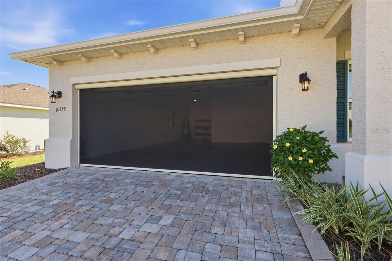 Garage with Screen Door - 10378 SW 96TH LOOP, OCALA