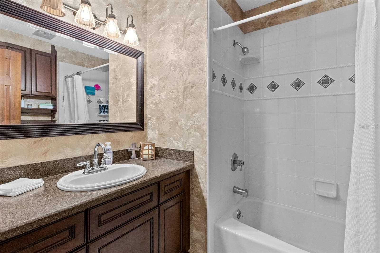 Single Family Residence at 749 WESTCHESTER DR, DELAND, photo 13 of 33