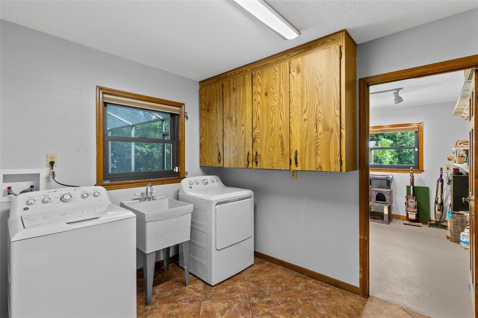 Single Family Residence at 749 WESTCHESTER DR, DELAND, photo 28 of 33