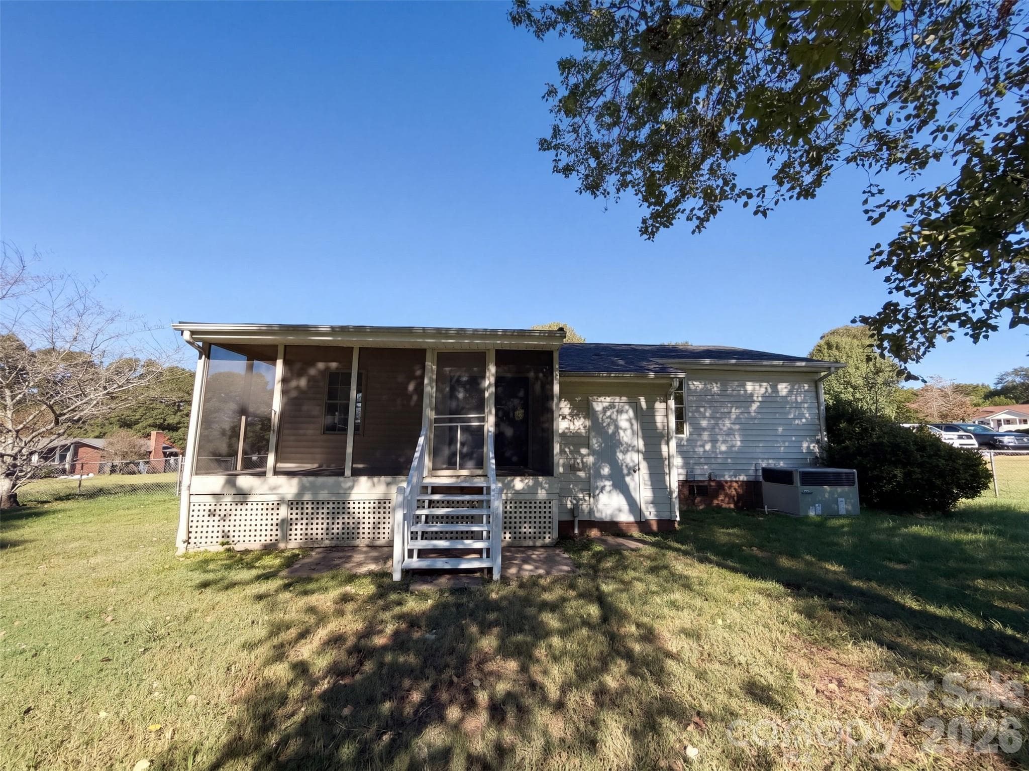 Single Family Residence at 1815 Gray Bark Drive, Gastonia, photo 5 of 22