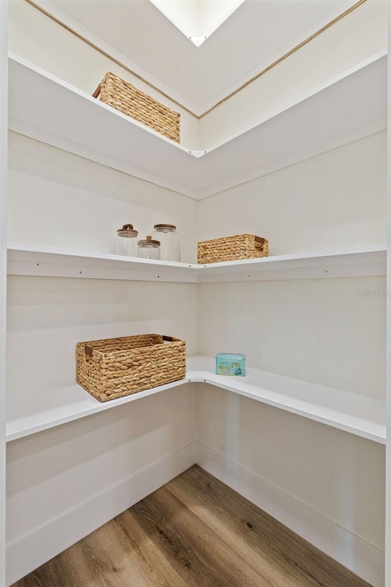 Kitchen Walk-in Pantry - 4468 57TH AVE N, ST PETERSBURG