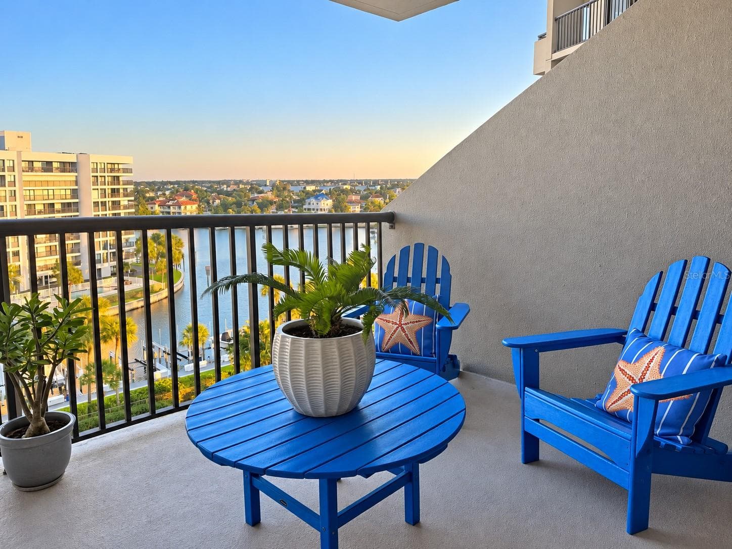 Balcony sitting area off dining space - 1660 GULF BLVD #706, CLEARWATER