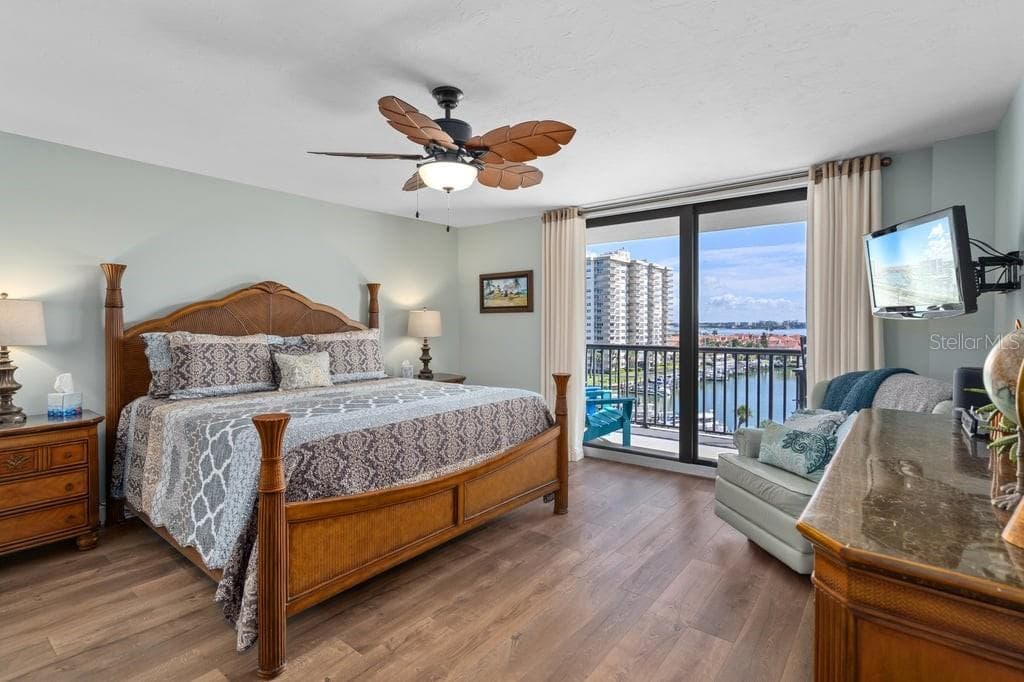 Primary Bedroom - 1660 GULF BLVD #706, CLEARWATER
