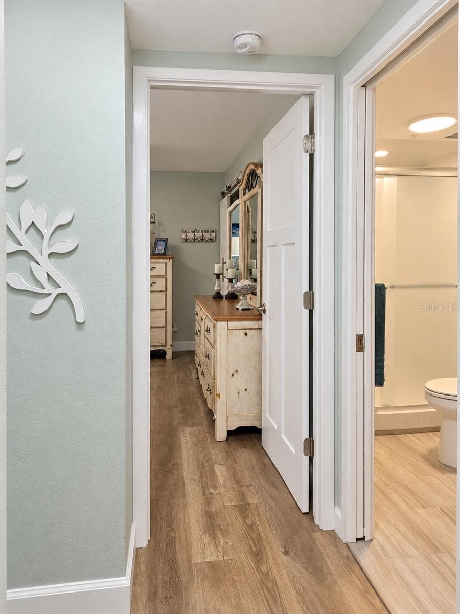 Guest area - 1660 GULF BLVD #706, CLEARWATER