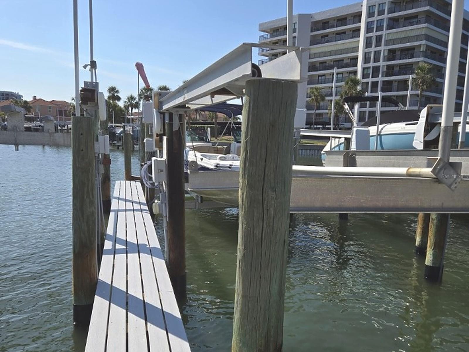 Composite decking - 1660 GULF BLVD #706, CLEARWATER