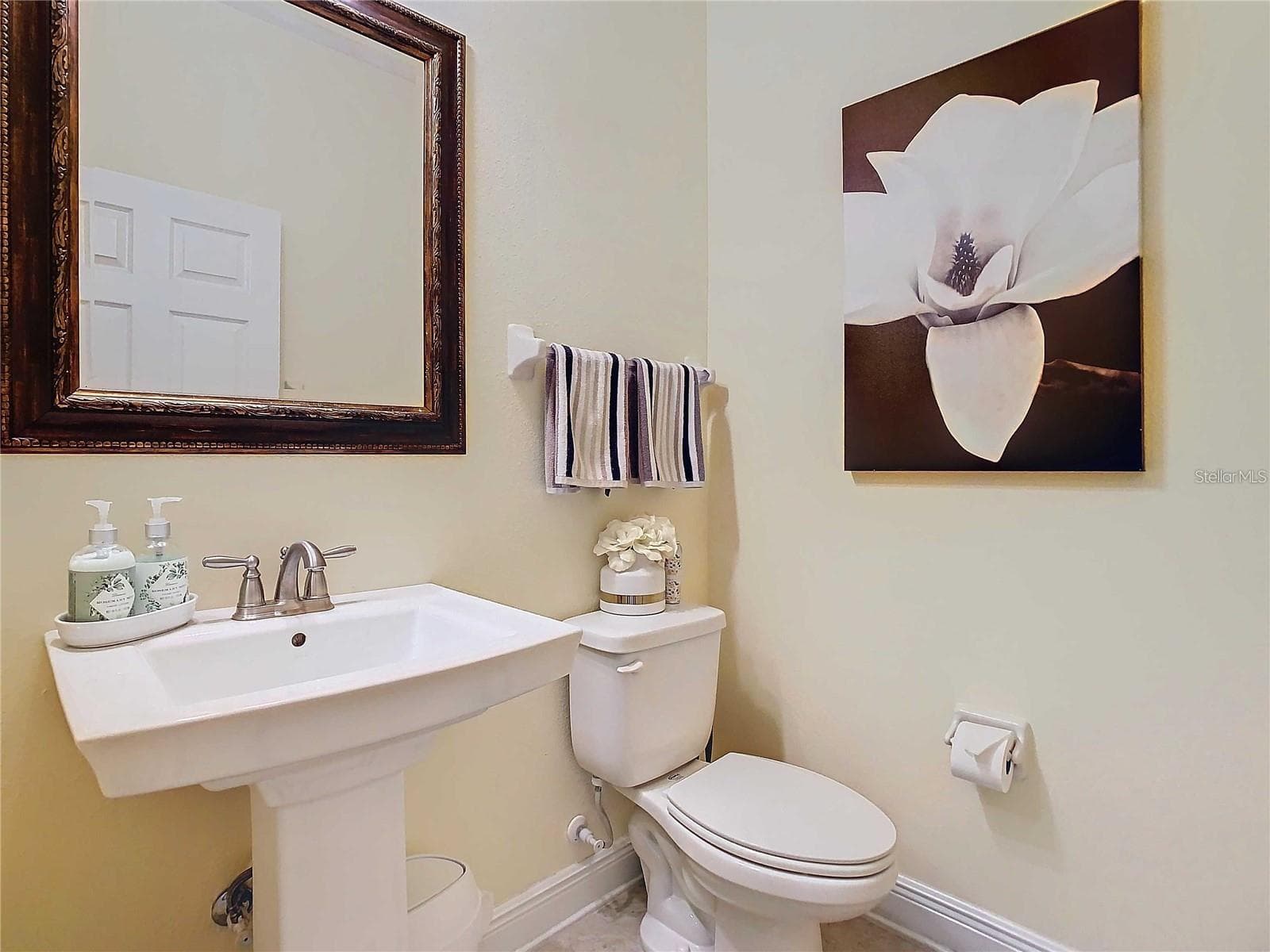 Townhouse at 30333 SOUTHWELL LN, WESLEY CHAPEL, photo 25 of 34