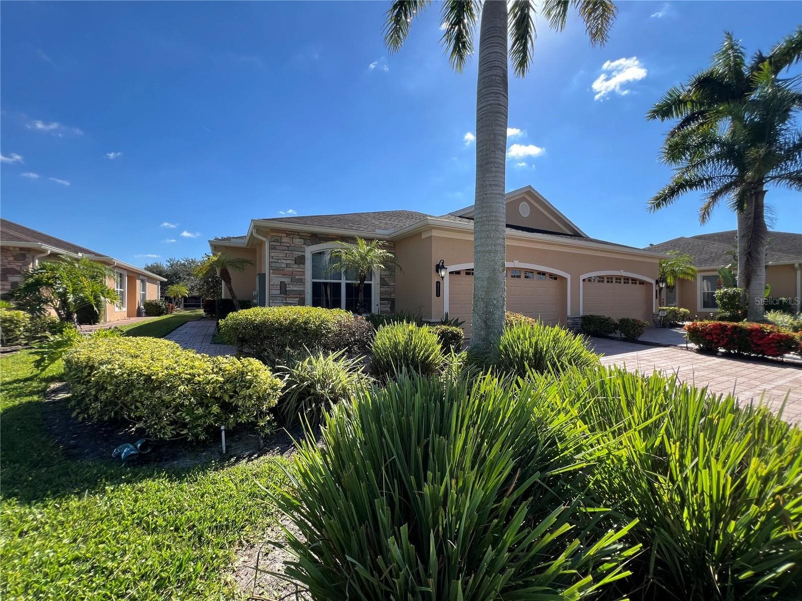 4721 TURNBERRY CIR