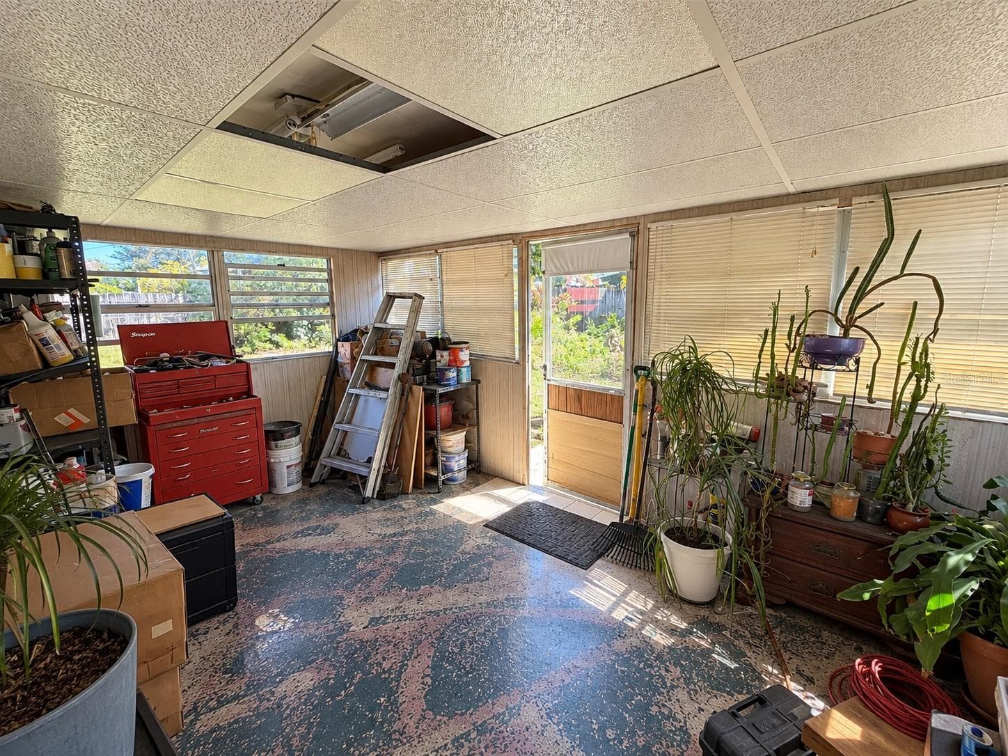 Single Family Residence at 6770 MCKINLEY ST, HOLLYWOOD, photo 20 of 31