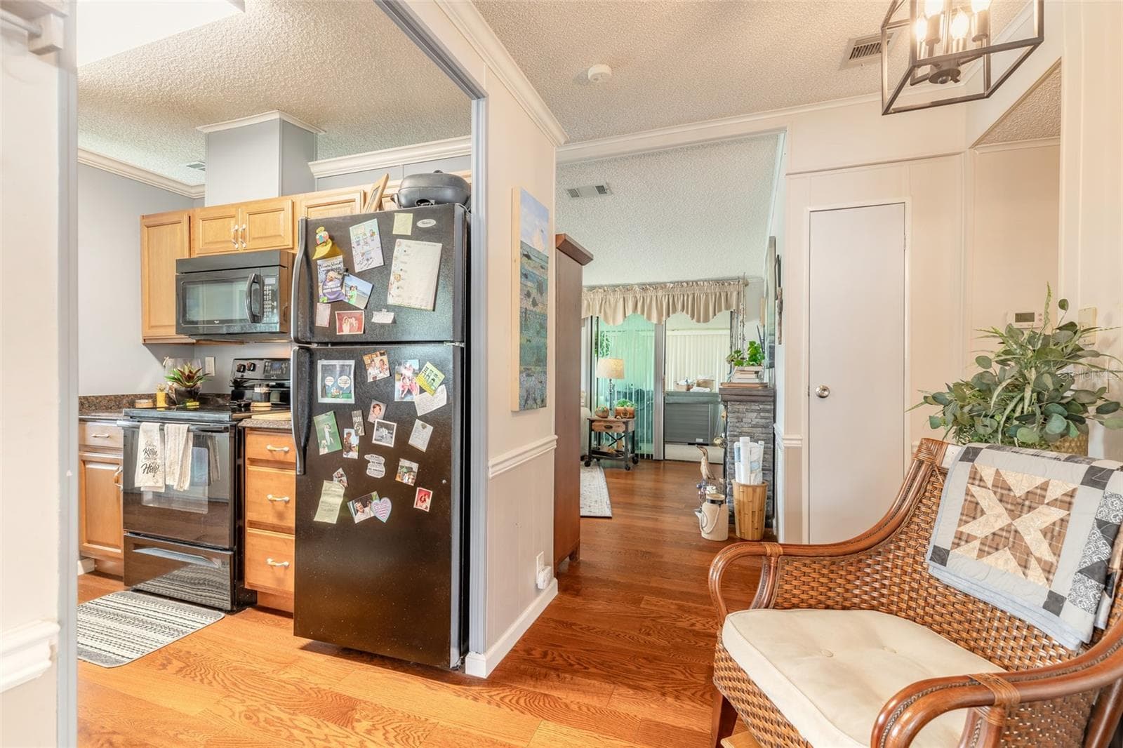 Manufactured Home at 733 INDIAN HILL DR, PORT ORANGE, photo 19 of 42