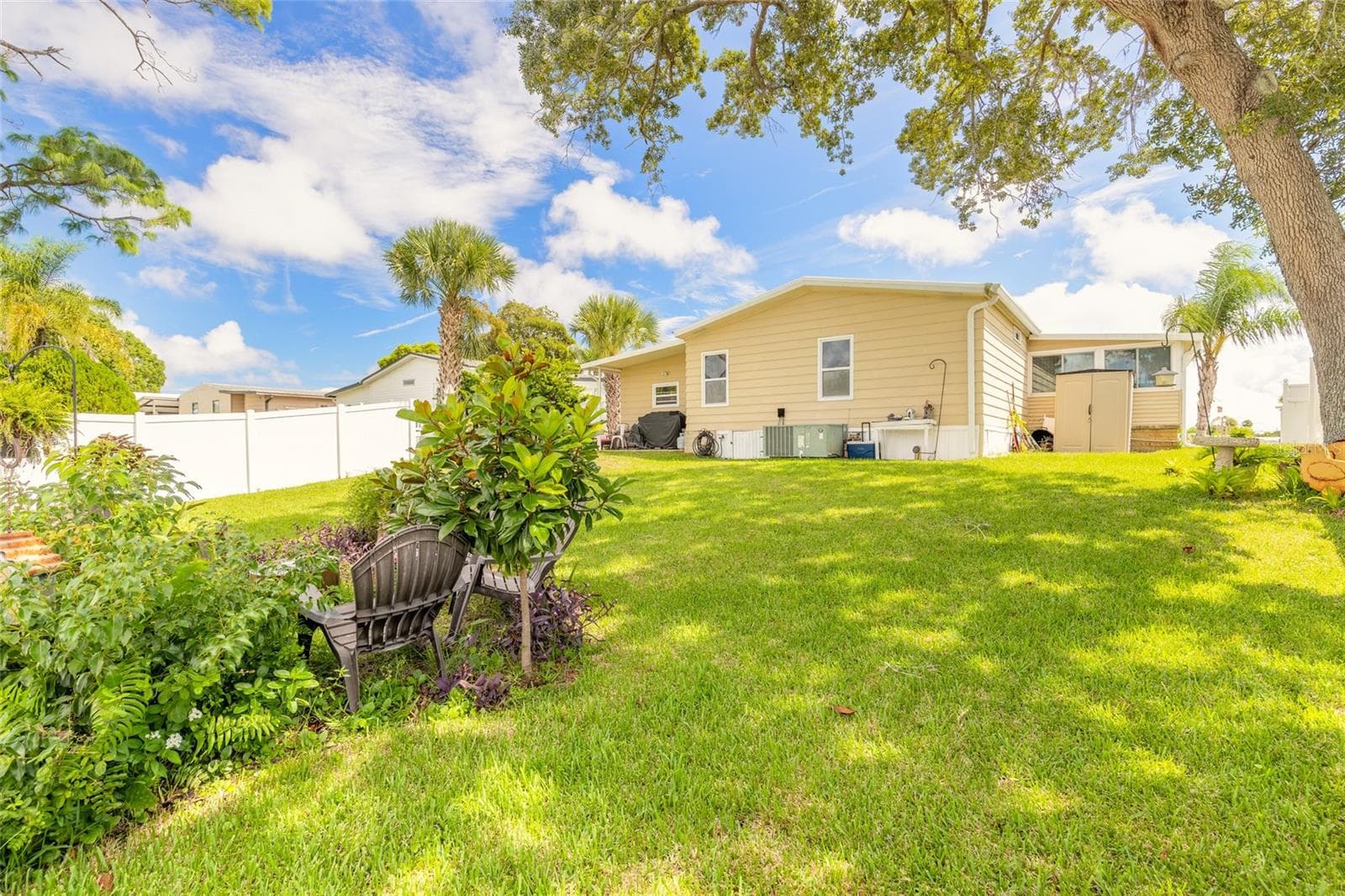 Manufactured Home at 733 INDIAN HILL DR, PORT ORANGE, photo 29 of 42