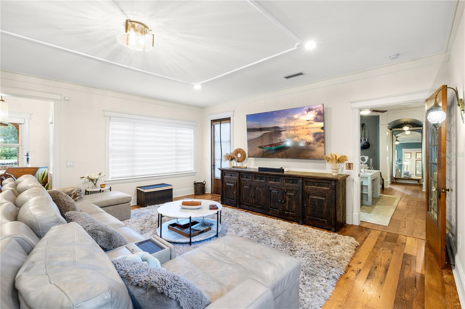 living room 1 - 5903 RIVER FOREST CIR, BRADENTON