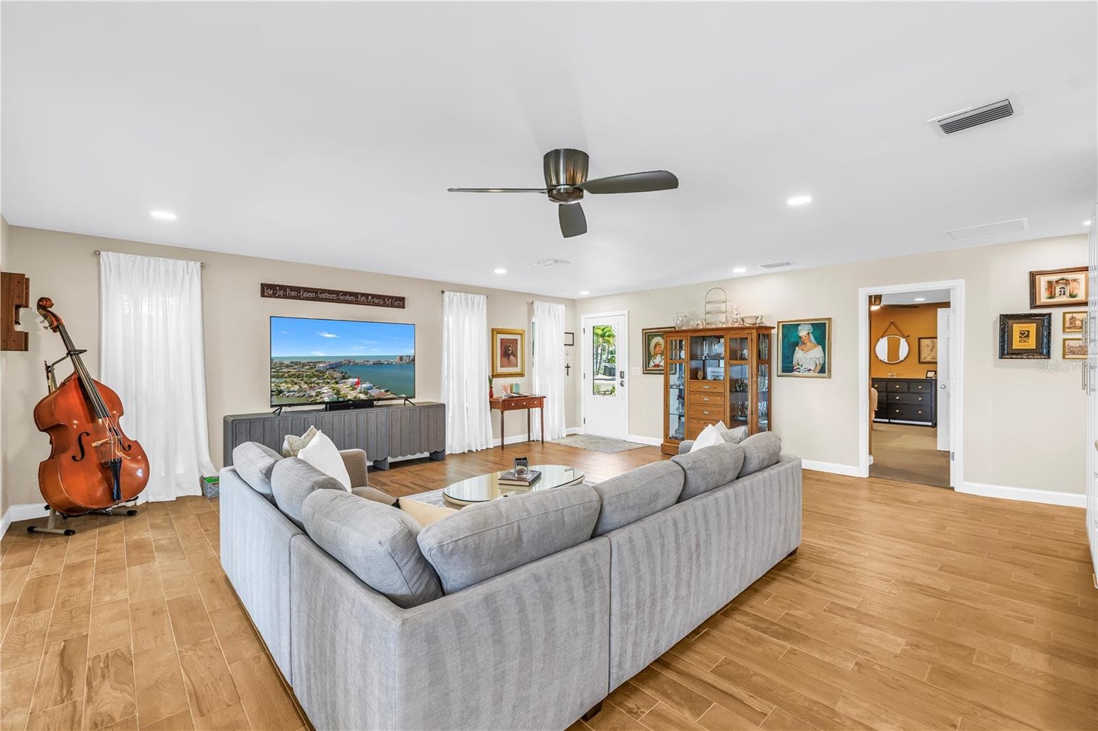 Living Room - 106 WALL ST, REDINGTON SHORES