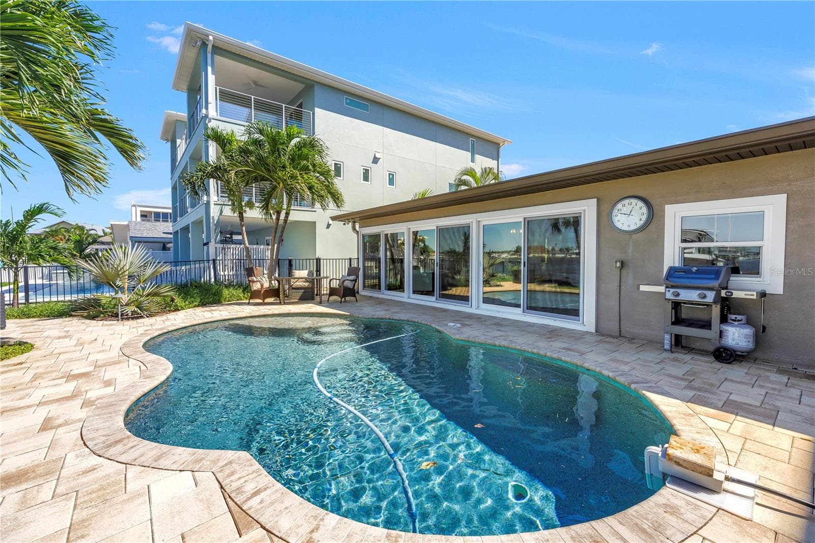 Pool and Patio - 106 WALL ST, REDINGTON SHORES