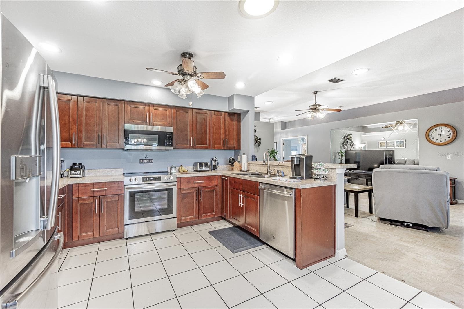 Single Family Residence at 10829 MOSHIE LN, SAN ANTONIO, photo 13 of 40