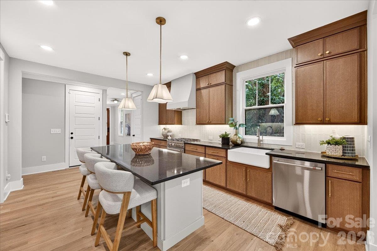 Townhouse at 1524 E 35th Street, Charlotte, photo 7 of 47