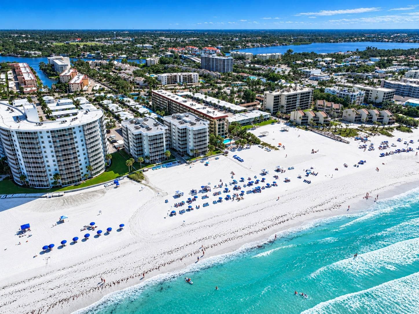 Beach with nearby condos - 6308 MIDNIGHT PASS RD #6, SARASOTA