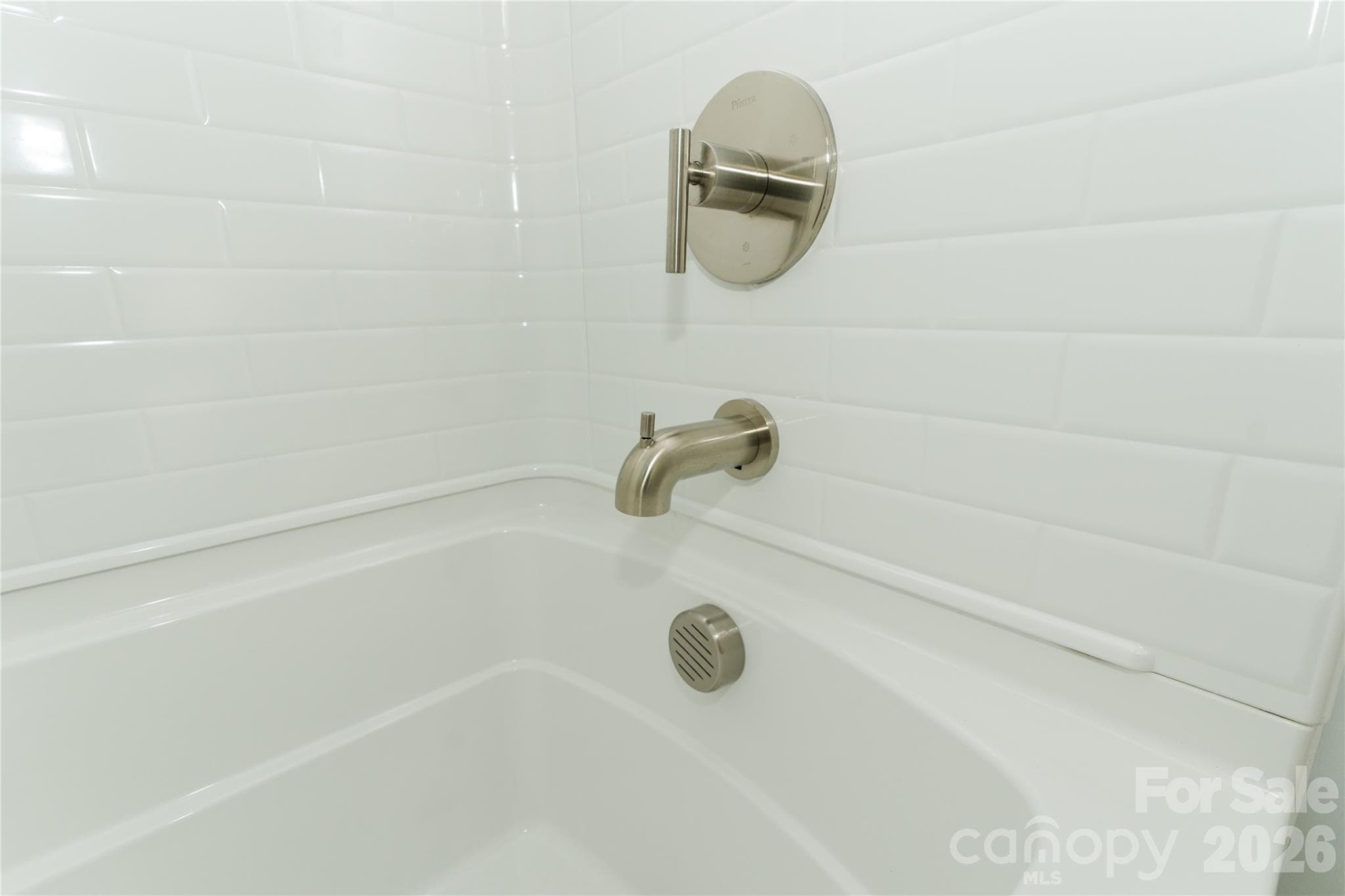 GUEST BATHROOM - 208 E 15th Street, Salisbury