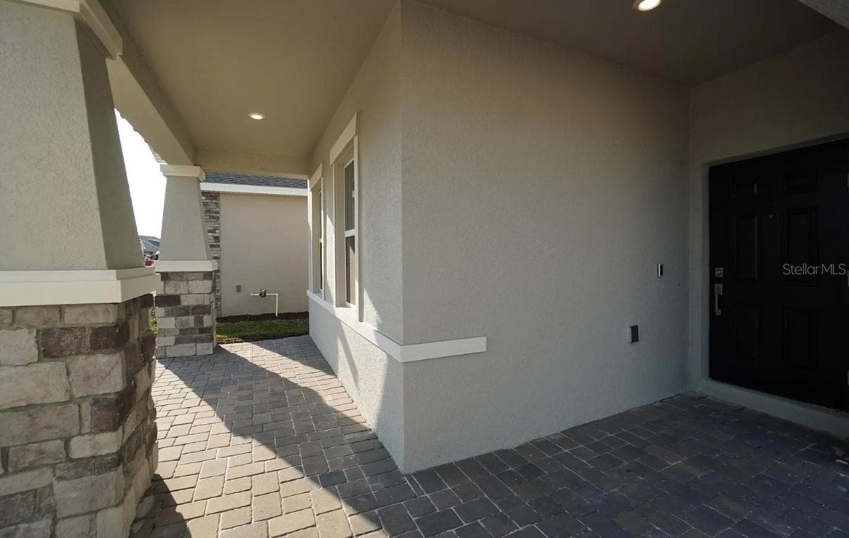 Single Family Residence at 5029 CENTER CT, ST CLOUD, photo 3 of 31