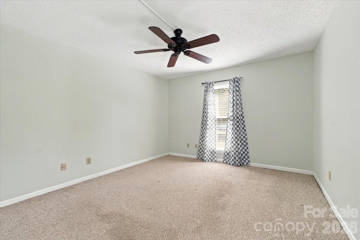 Townhouse at 10905 Rail Tye Place, Pineville, photo 23 of 44