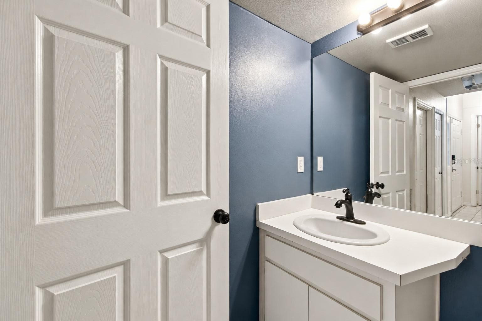 Single Family Residence at 24138 TWIN CT, LAND O LAKES, photo 10 of 85