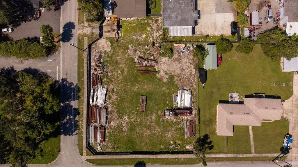 Aerial of vacant lot zoned B4 with frontage on Voorhis to the South and Dexter to the East - 219 S SPRING GARDEN AVE, DELAND