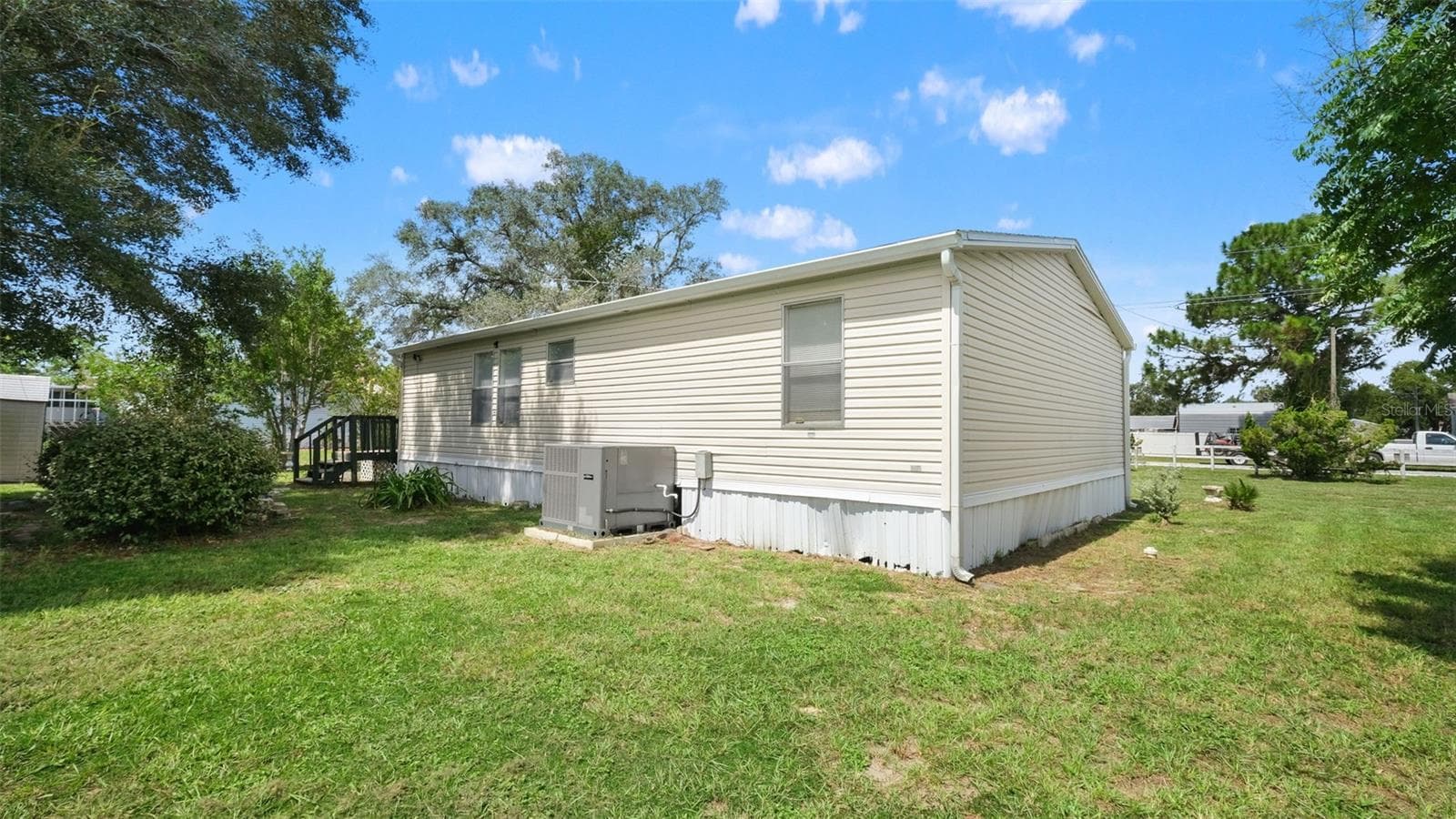 Manufactured Home at 16100 LACANTO ST, BROOKSVILLE, photo 7 of 43
