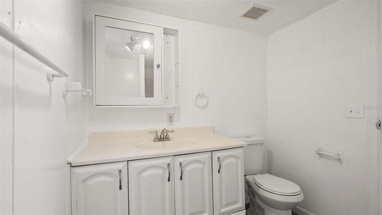 Manufactured Home at 16100 LACANTO ST, BROOKSVILLE, photo 39 of 43