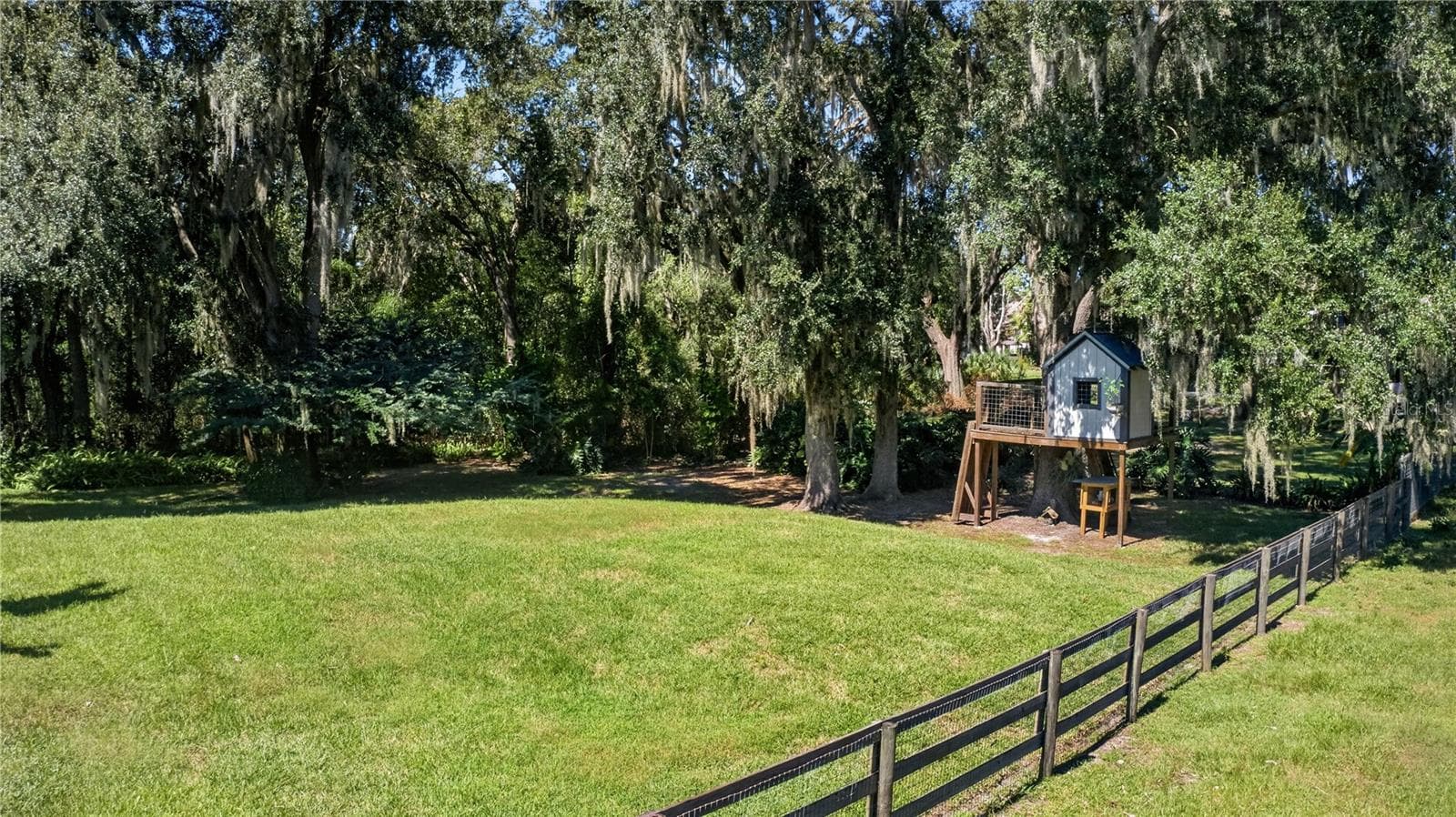 Single Family Residence at 19601 EAGLE CREST DR, LUTZ, photo 88 of 104