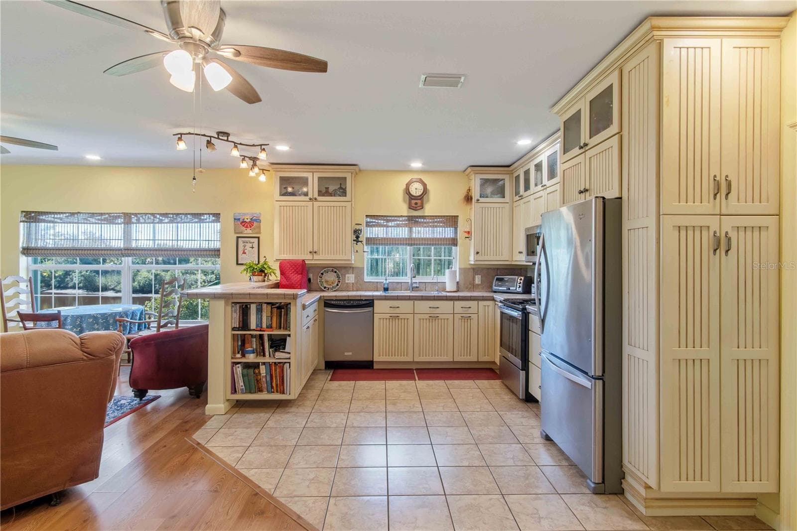 Kitchen - 141 SUMMERSET DR, PUNTA GORDA