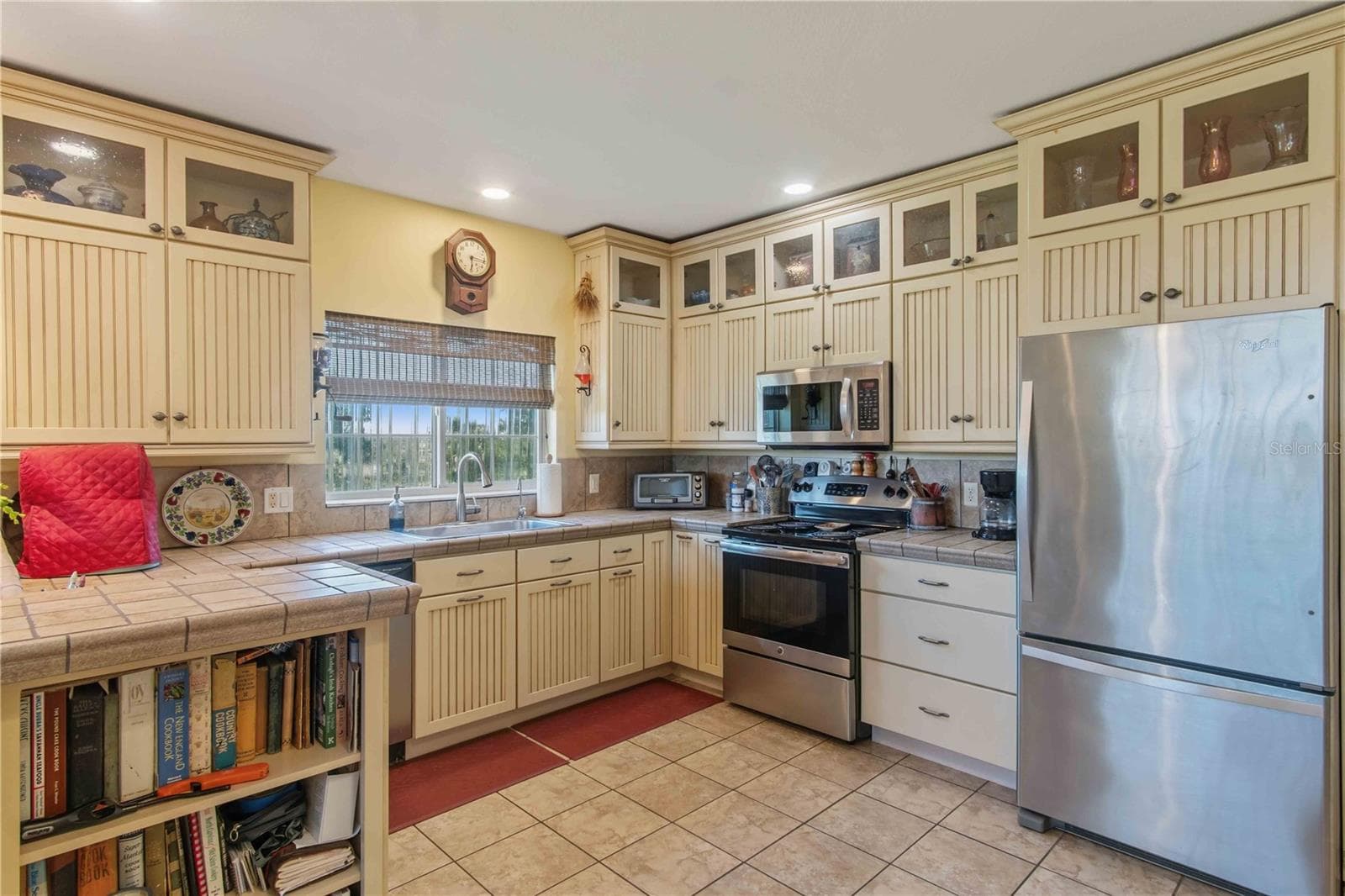 Kitchen - 141 SUMMERSET DR, PUNTA GORDA