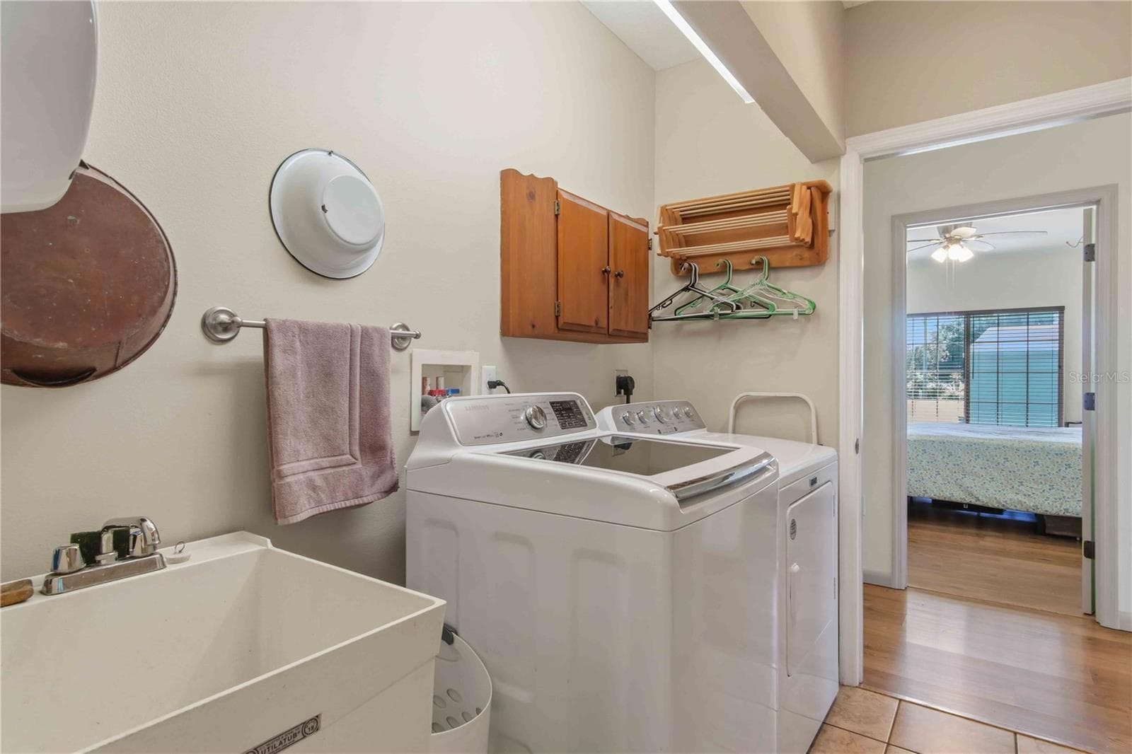 Primary bathroom / washer & dryer - 141 SUMMERSET DR, PUNTA GORDA