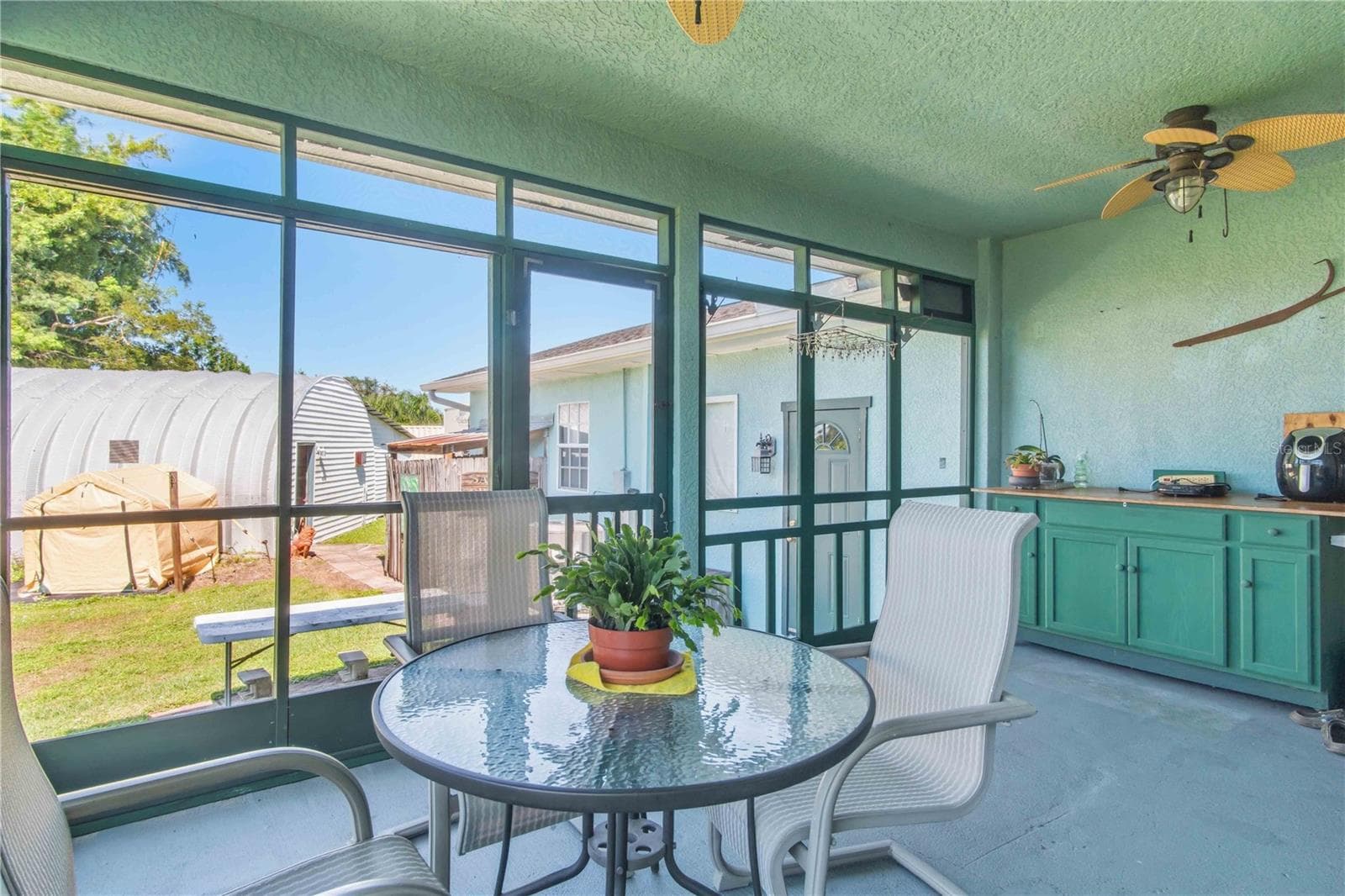 Screened patio - 141 SUMMERSET DR, PUNTA GORDA