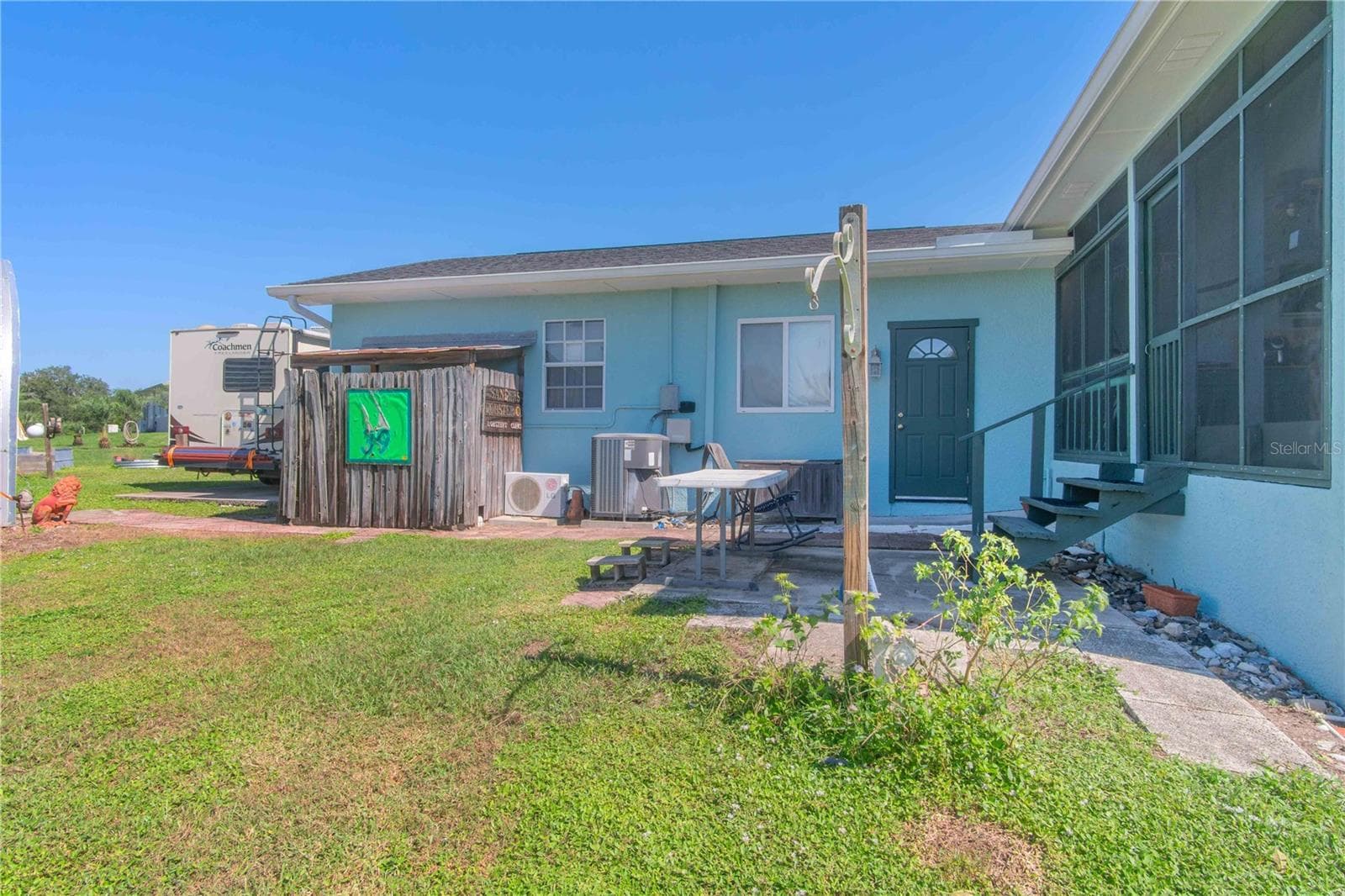Backyard - 141 SUMMERSET DR, PUNTA GORDA