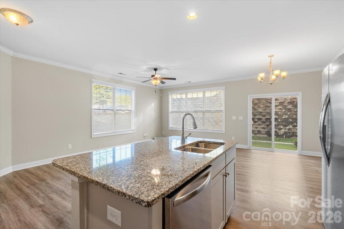 Townhouse at 6556 Harris River Way, Charlotte, photo 8 of 37