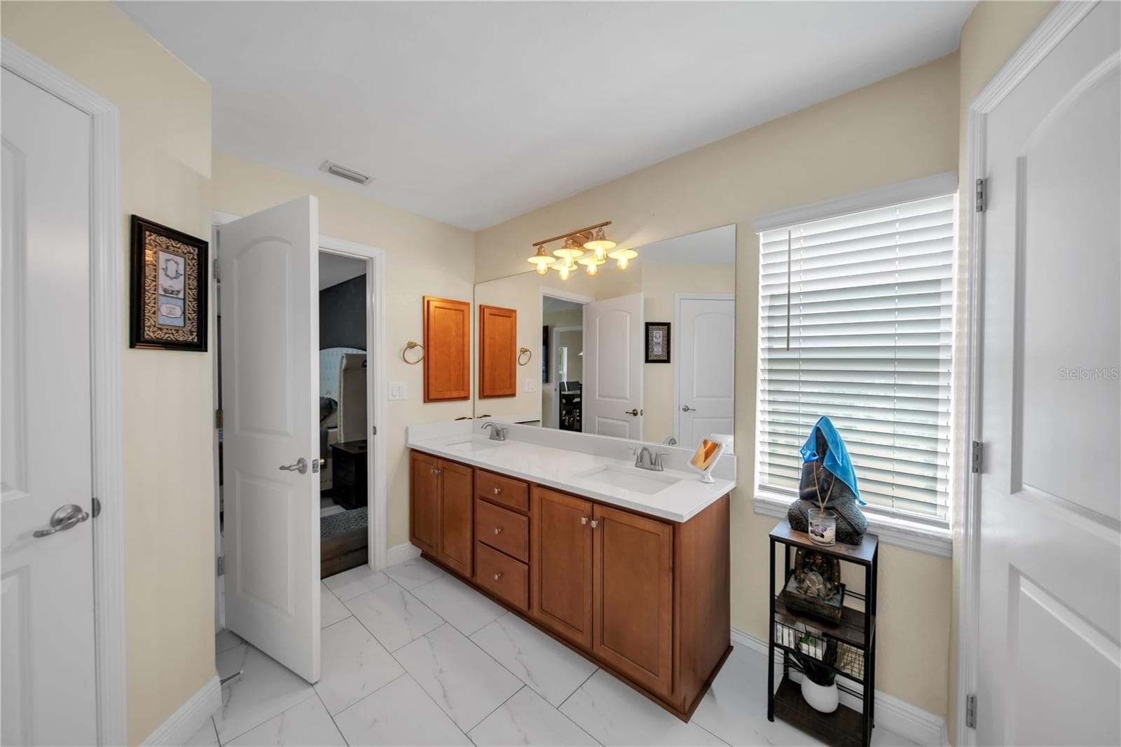 Single Family Residence at 1211 NW 27TH PL, CAPE CORAL, photo 24 of 37
