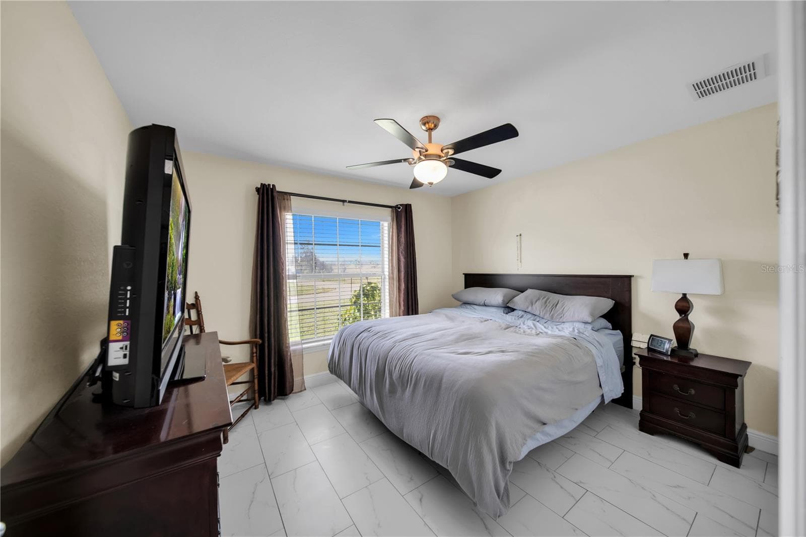 Single Family Residence at 1211 NW 27TH PL, CAPE CORAL, photo 28 of 37