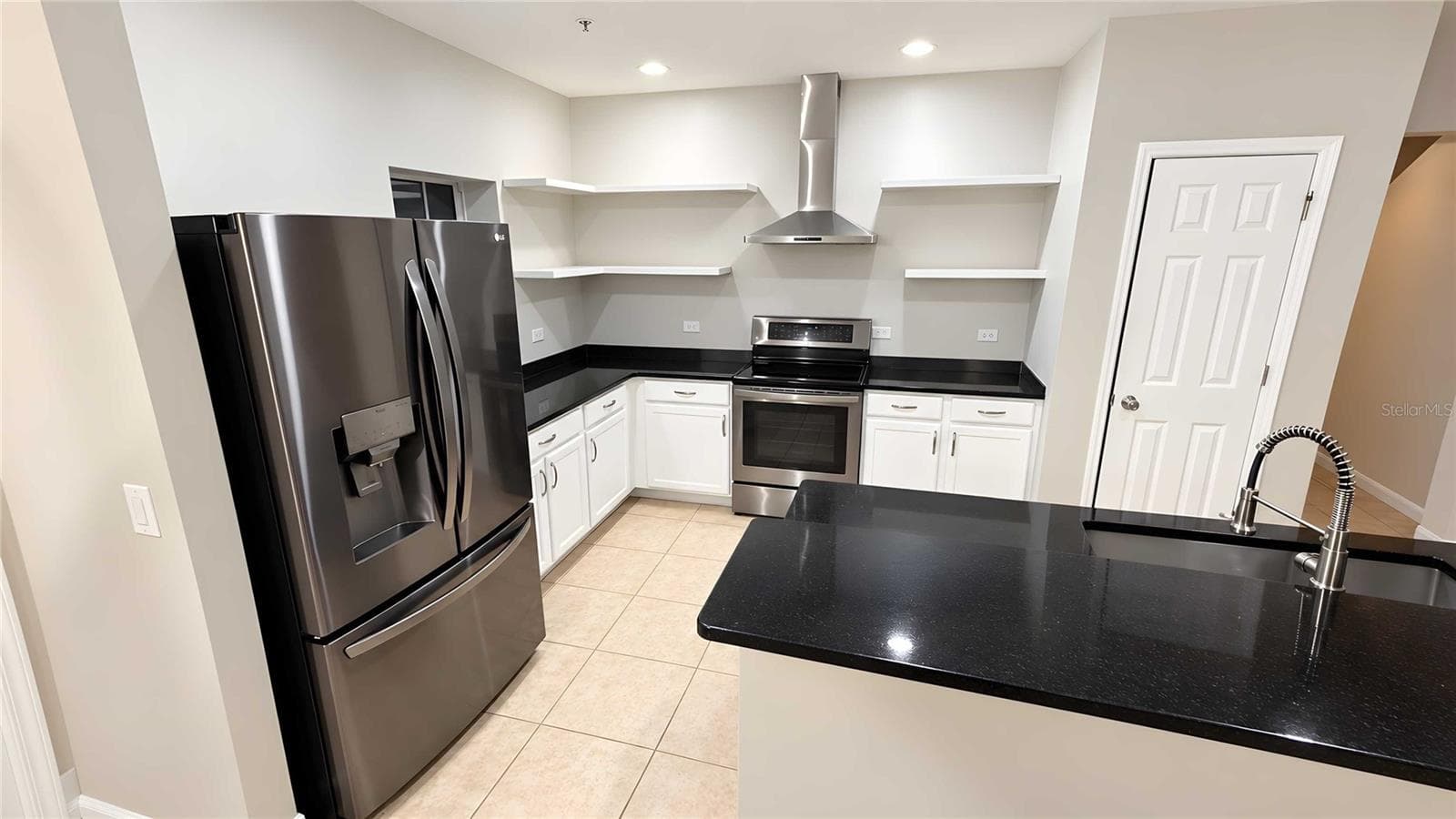 Single Family Residence at 2904 SAINT GEORGE ST, ORLANDO, photo 17 of 55