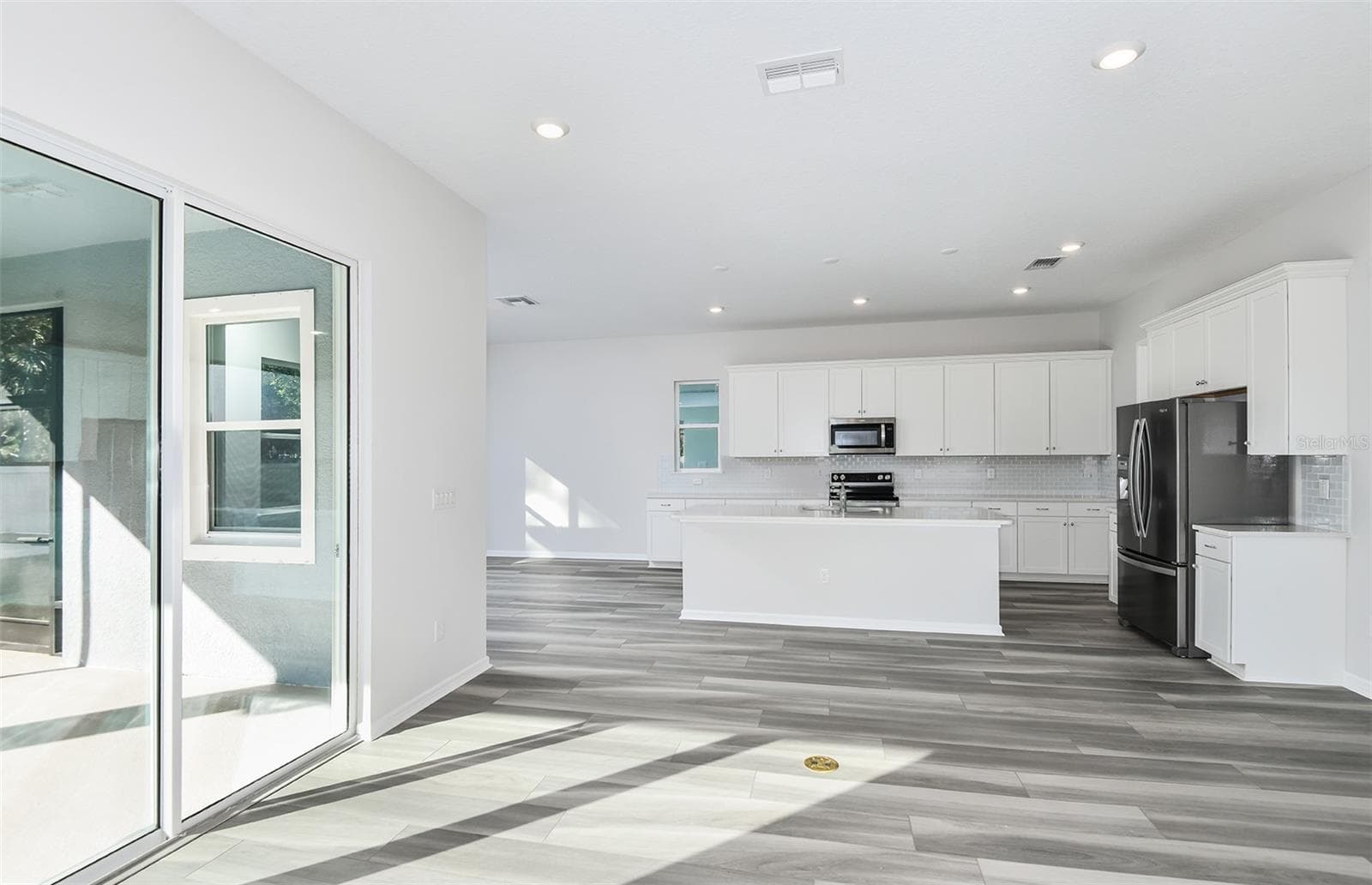 Model Home Design Only. Pictures and furnishings are for illustrative purposes only. Elevations, colors and options may vary. Furniture is for model home staging only. - 4833 FINLEY DRIVE, DAVENPORT