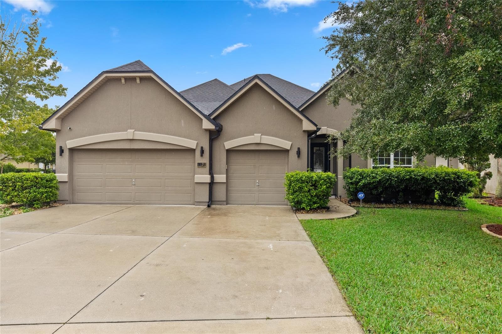 Single Family Residence at 4420 CASTLE PALM CT, ORANGE PARK, photo 2 of 99