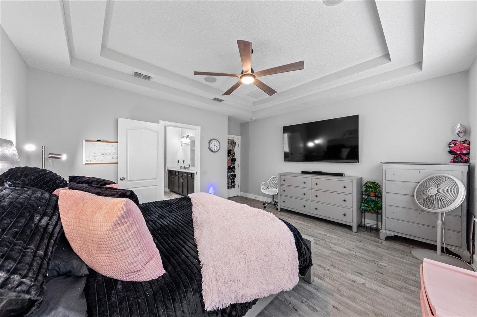 Single Family Residence at 4420 CASTLE PALM CT, ORANGE PARK, photo 23 of 99