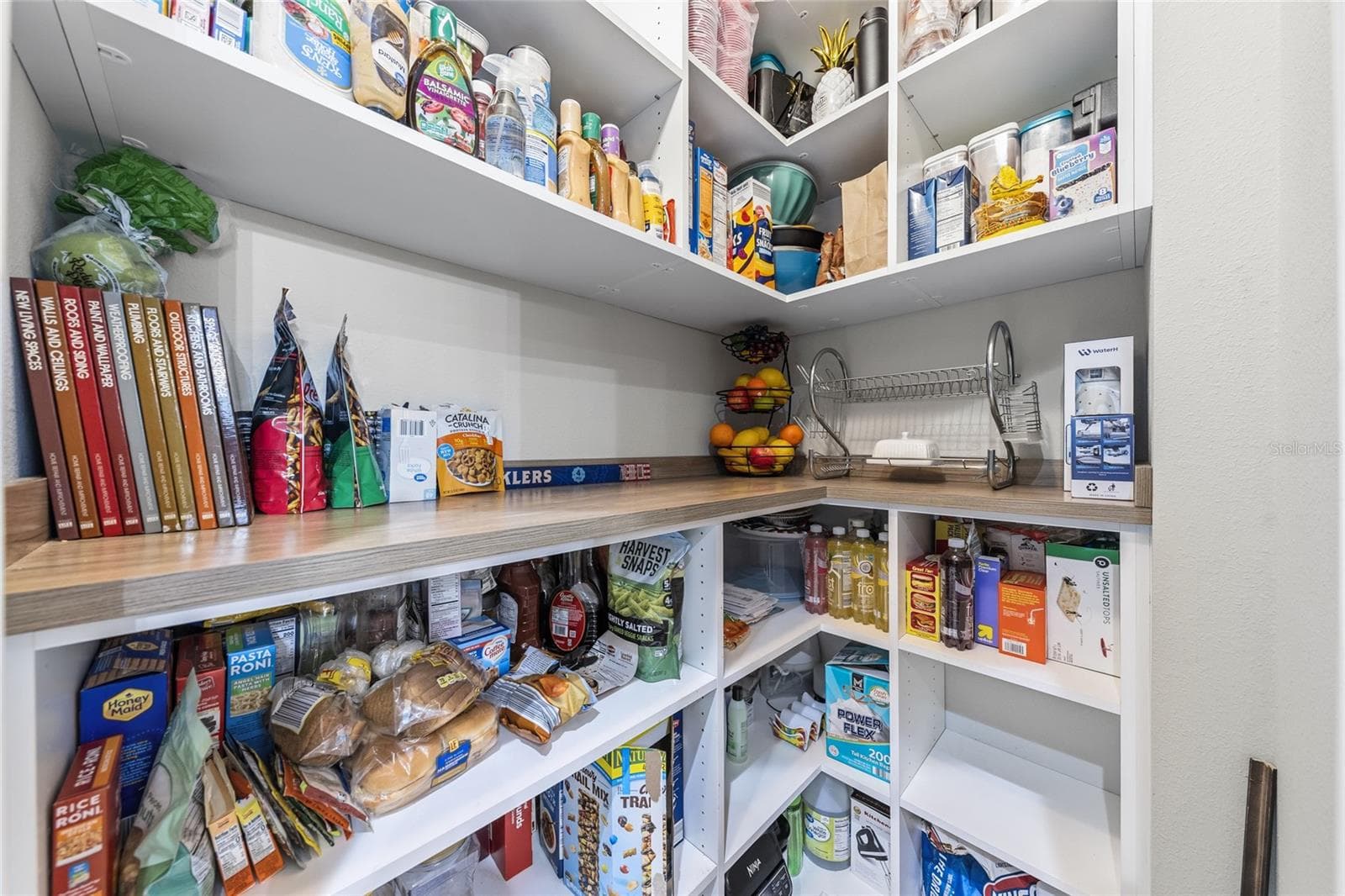 Pantry - 4420 CASTLE PALM CT, ORANGE PARK