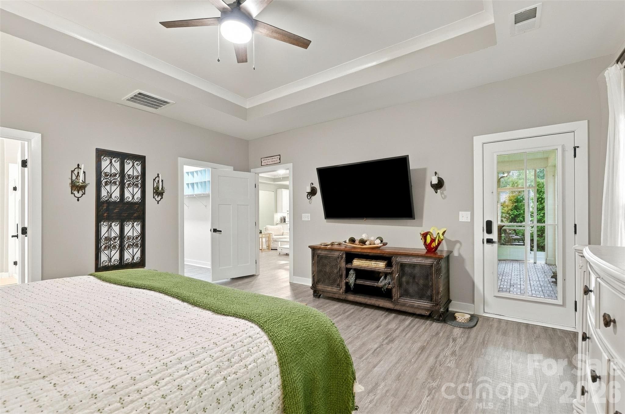 Single Family Residence at 14118 Sunnyhill Grove Road, Davidson, photo 20 of 45